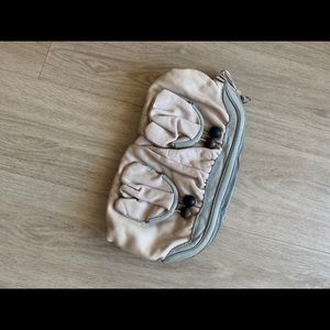 Miss Albright Clutch